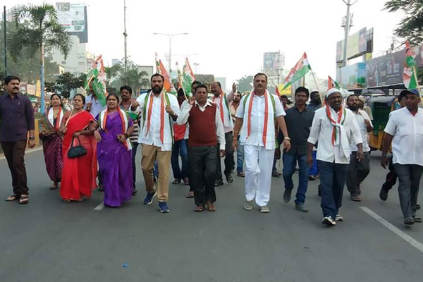 shutdowninandhraoverdemandforspecialstatus