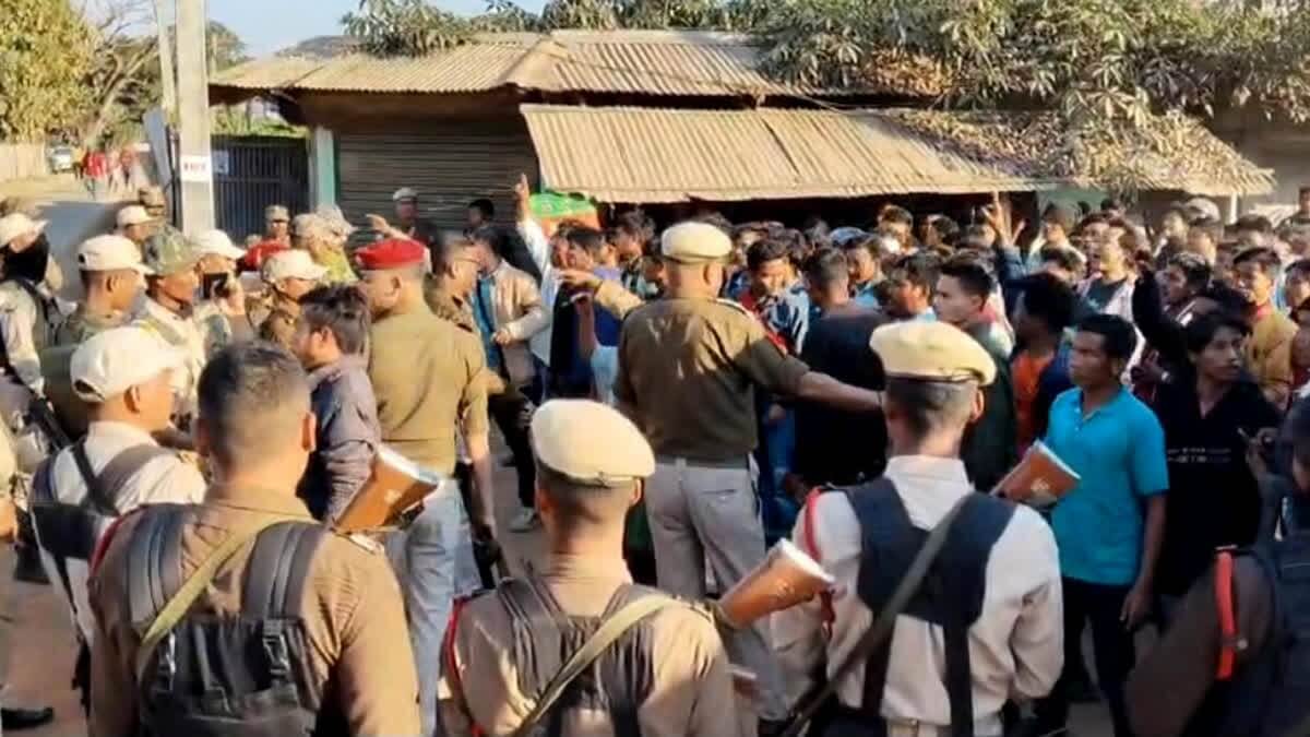 Violence breaks out in Assam