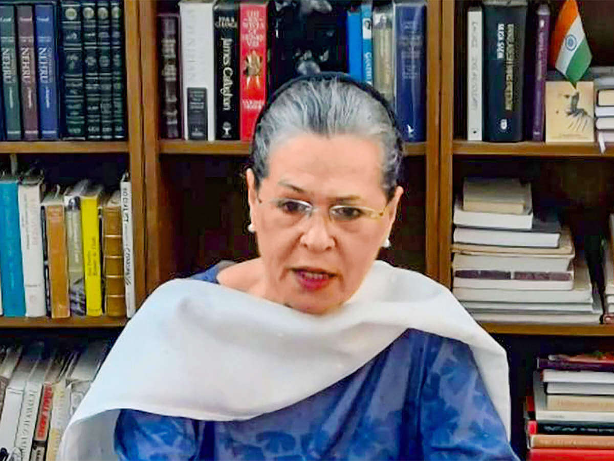 countrystandingatcrossroadsbyfuelpricehikeandfarmersstirsoniagandhislamsmodigovt
