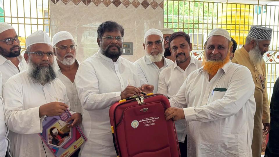160 Pilgrims From Nellore District To Depart for Haj