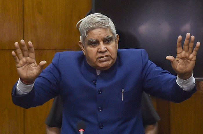 eagerlywaitingtoattendkalipujaatmamatabanerjeesresidence:guv