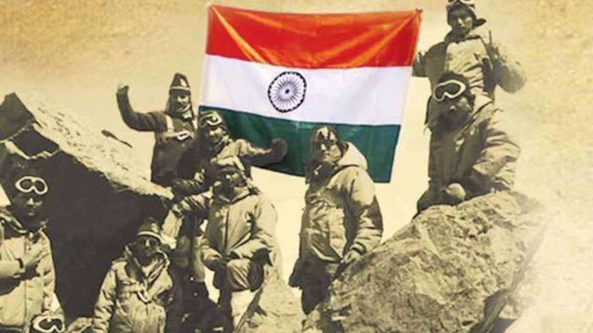 vajracorpscelebratesvijaydiwastocommemorate1971warvictory
