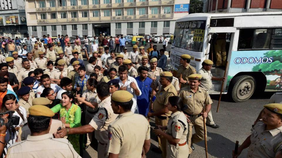 Student Protest Against NEET Paper Leak in Karnataka