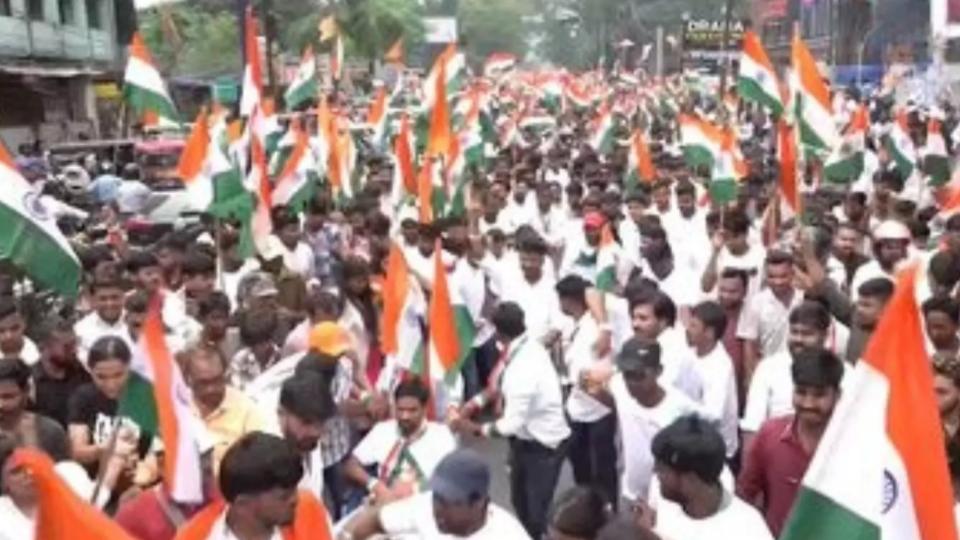 Jharkhand Job Aspirants Hold 