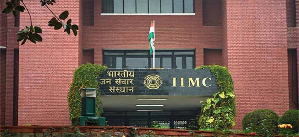 ugcrecommendsdeemeduniversitystatusforiimc