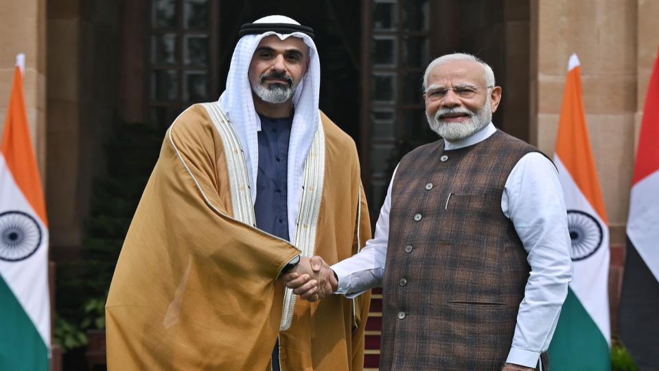 abudhabicrownprincemeetspmmodiathyderabadhouse