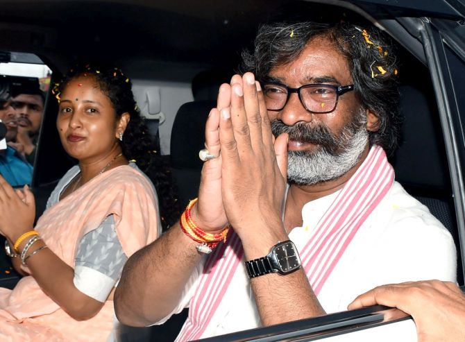jmmexecutivepresidenthemantsorentotakeoathascmofjharkhandon7thjuly