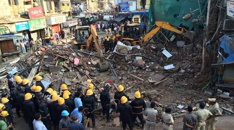 sixstoreybuildingcollapsesinmumbai5fearedtrapped