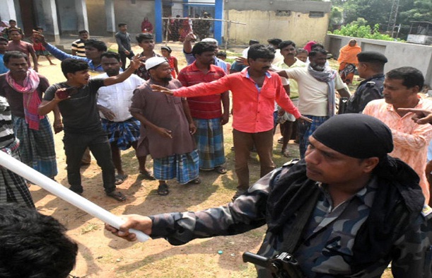 bengalassemblyelections:amidescalatingtensionfivekilledincoochbeharonpollday