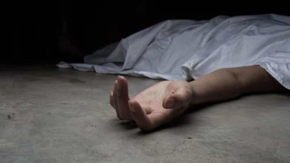 Woman and son commit suicide over financial issues in Uttar Pradesh