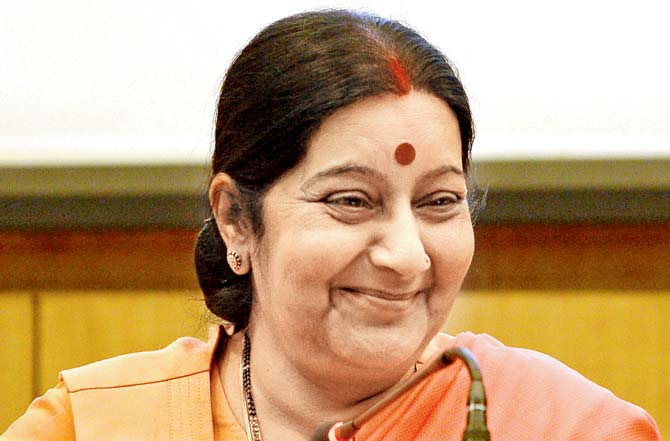iranreleases25indianfishermen:swaraj