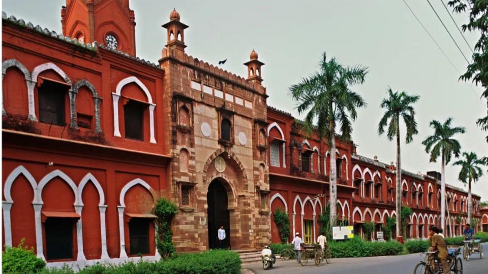 43-year-old school teacher shot dead on Aligarh Muslim University campus