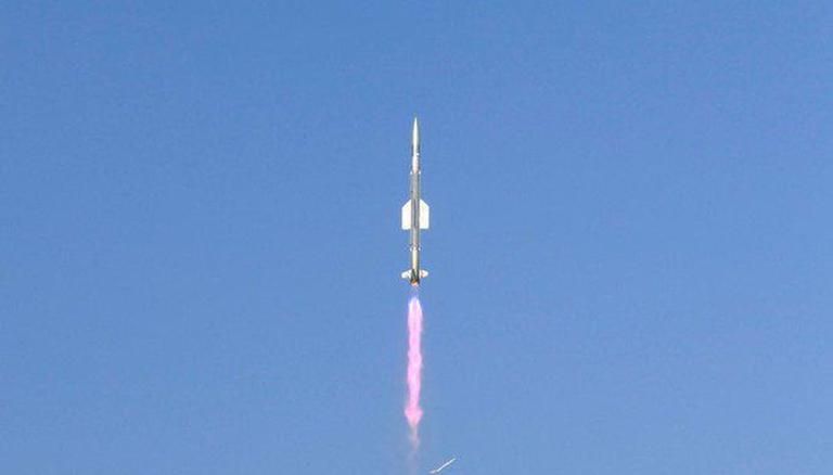 indiasuccessfullytestfiresshortrangesurfacetoairmissilefornavy