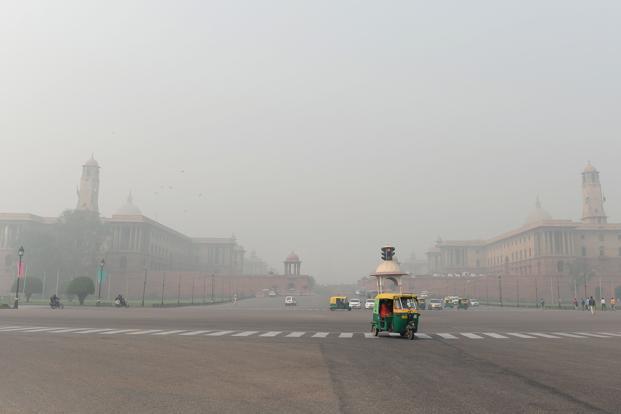 10trainscancelledassmogcontinuesindelhi