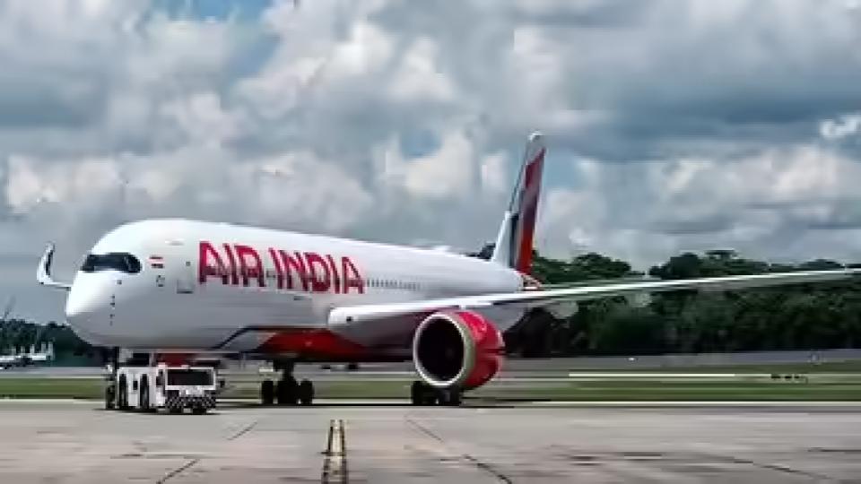 Air India Plane Aborts Take-Off as Two Aircraft End Up on Mumbai Runway