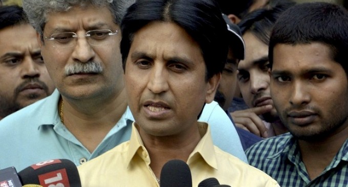 aapfeud:vishwaspromotedasrajasthanpartychiefamanatullahsuspended