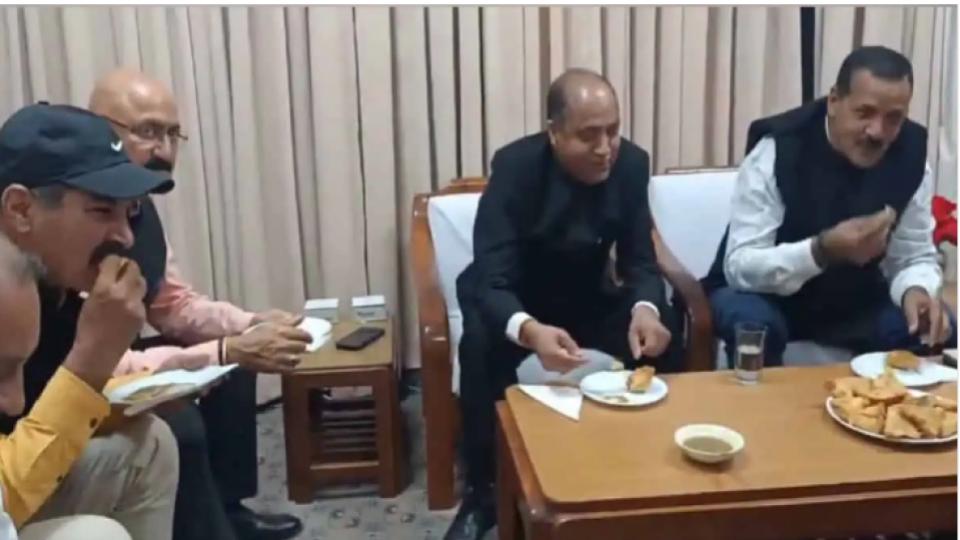 bjpleadershostsamosapartytomockhimachalcm