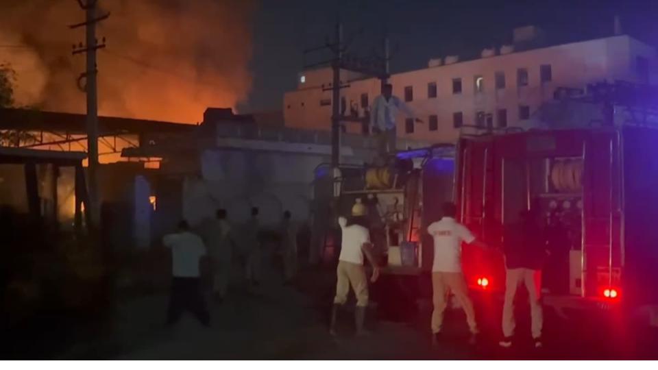 Eight luxury cars burnt as fire breaks out at Mercedes workshop in Jaipur