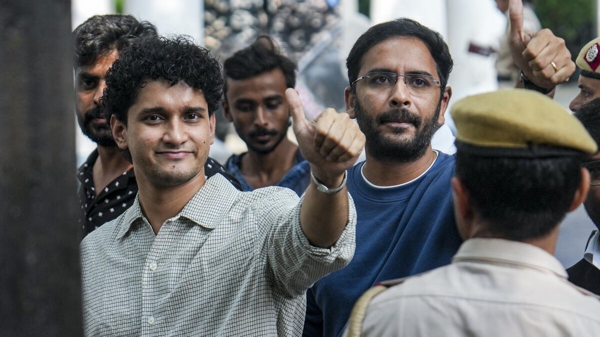 Delhi Police files trespassing case against Saurav Das, Ashutosh Ranka after Jantar Mantar breach
