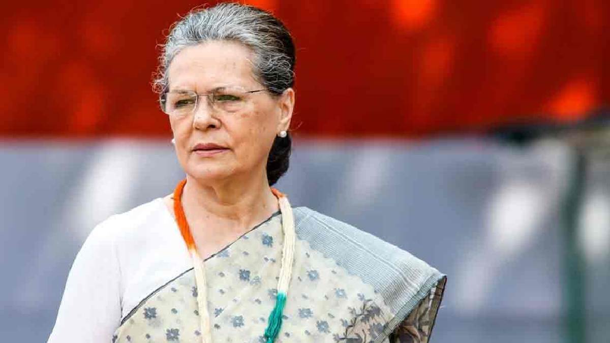 soniagandhihospitalisedwithmildfeverconditionstable