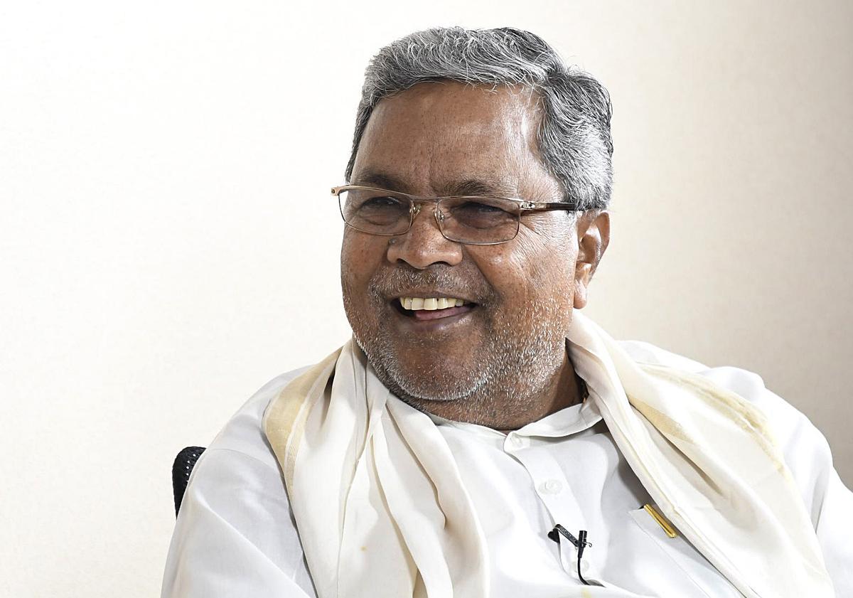 congressleadersiddaramaiahtotakeoathaschiefministerofkarnatakatoday
