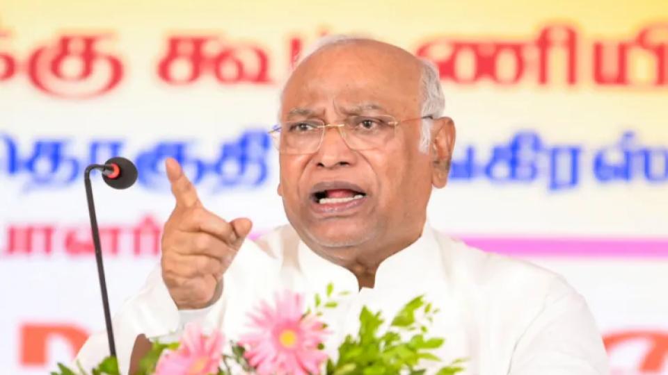 khargemodigovthaslostpeoplestrust