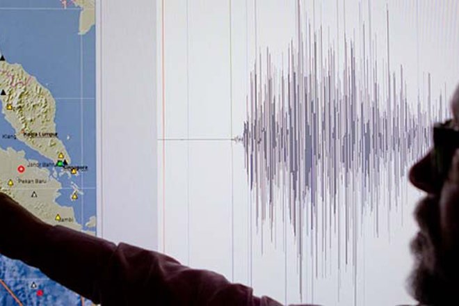 threeconsecutiveearthquakesjoltphilippinecapital