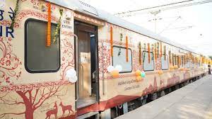 railwaysministerashwinivaishnawtoflagoffbabasahebambedkaryatrabharatgauravtouristtrainfromnewdelhi