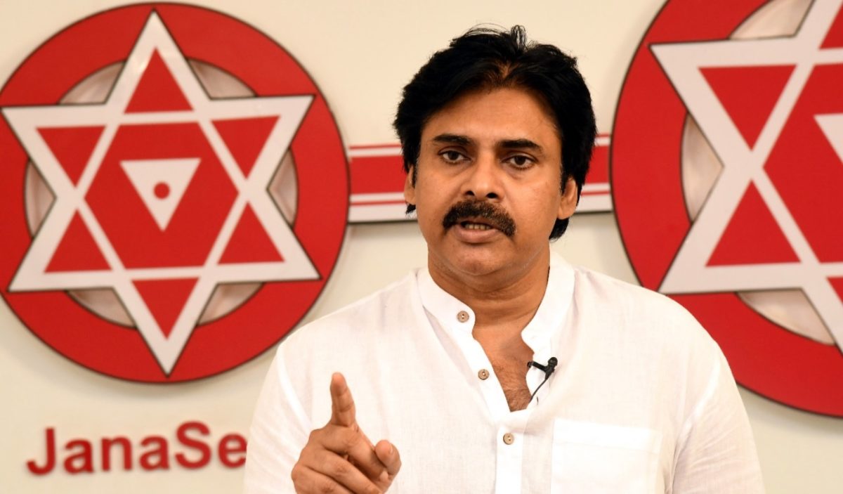 pawankalyanreachesdelhitomeettopbjpleaders