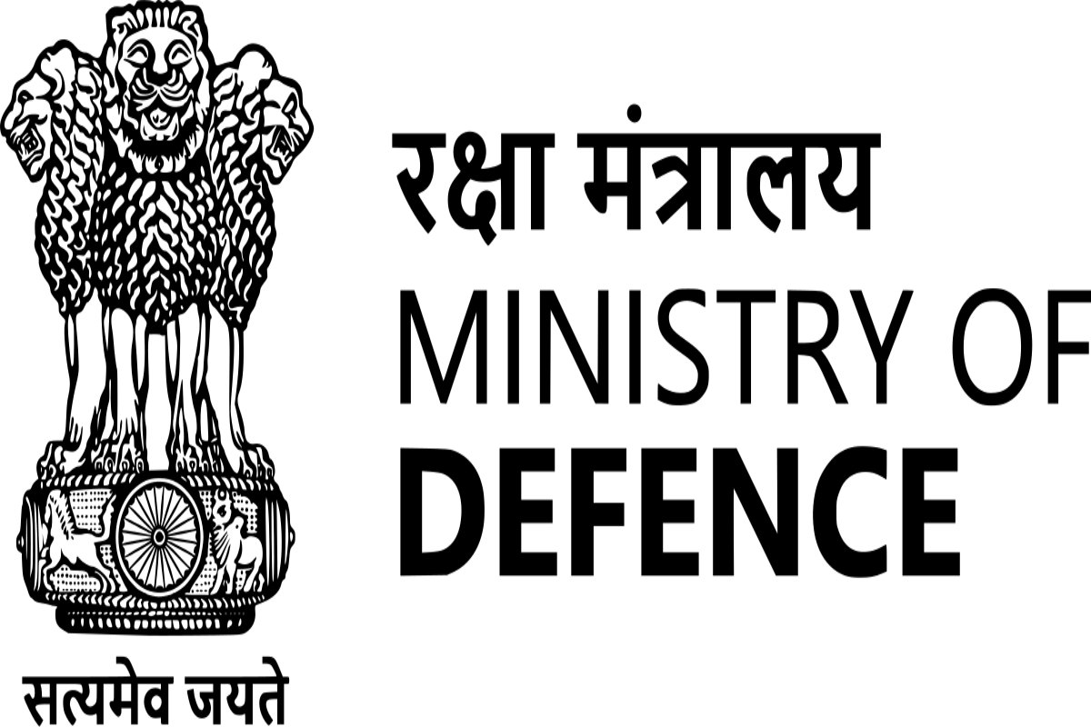 defenceministrysignstwocontractsworthovereighthundredcrorerupeesforprocurementofmilitaryequipments