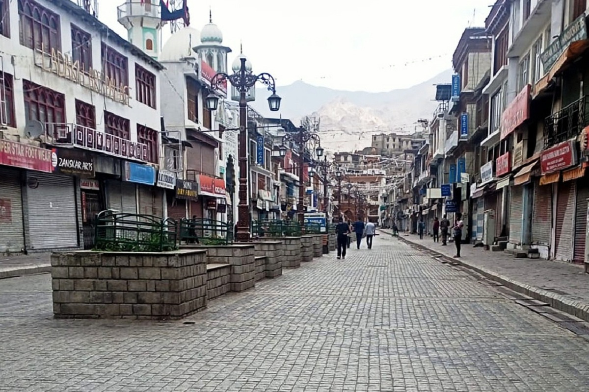 ladakhshutsoverstatehooddemand