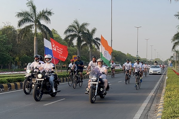 cyclerallyindelhimarks78yearsofindiarussiadiplomaticties