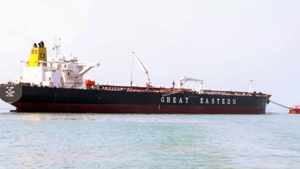 Two Fuel Ships for India Cross Strait Of Hormuz