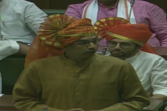 uddhavledshivsenancpcongressgovtwonfloortestinmaharashtraassembly