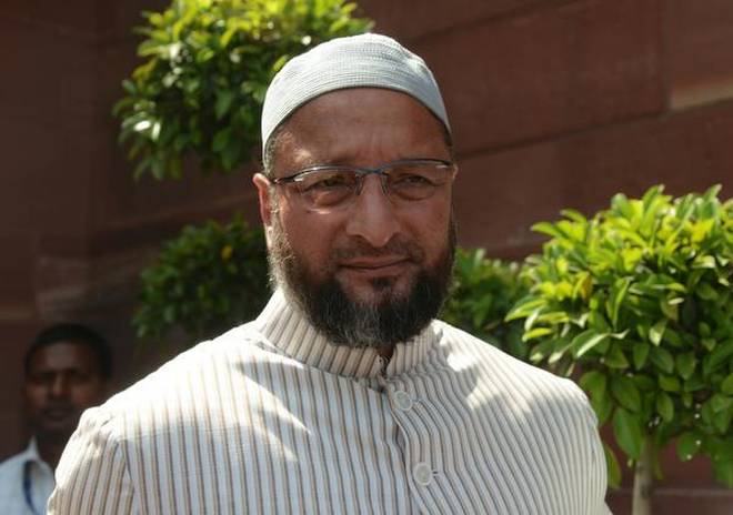 upcm’s‘suryanamaskar’remarkistobefoolmuslims:owaisi