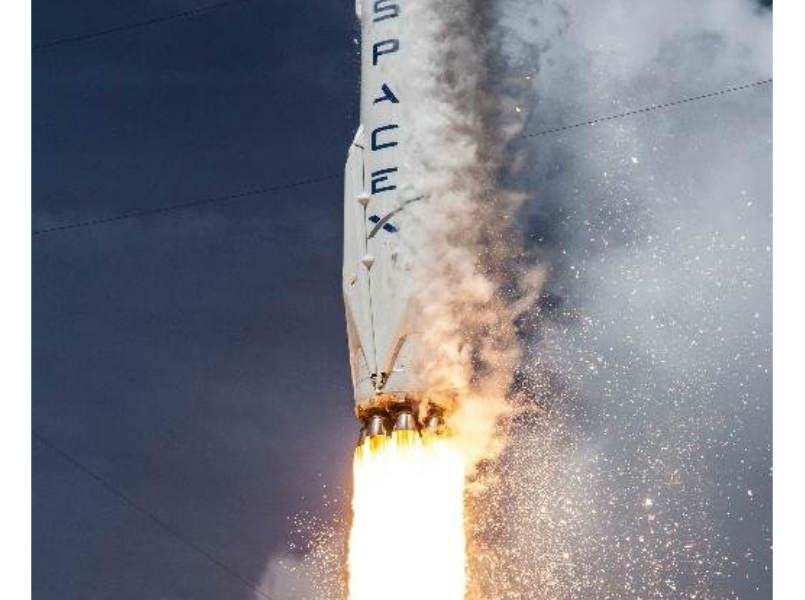 spacexlaunchesechostarcommunicationsatellite
