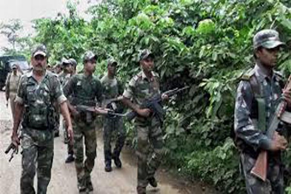 chhattisgarhpoliceencounterkilledfournaxals
