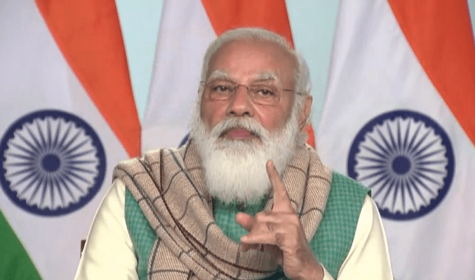 indiaaimstoachievevaccinationfor30crorepeopleinthenextfewmonths:pmmodi