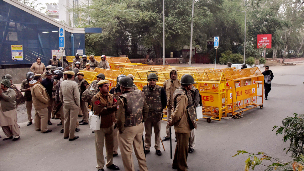 elaboratesecurityarrangementsinplacefornewyearcelebrationsindelhi