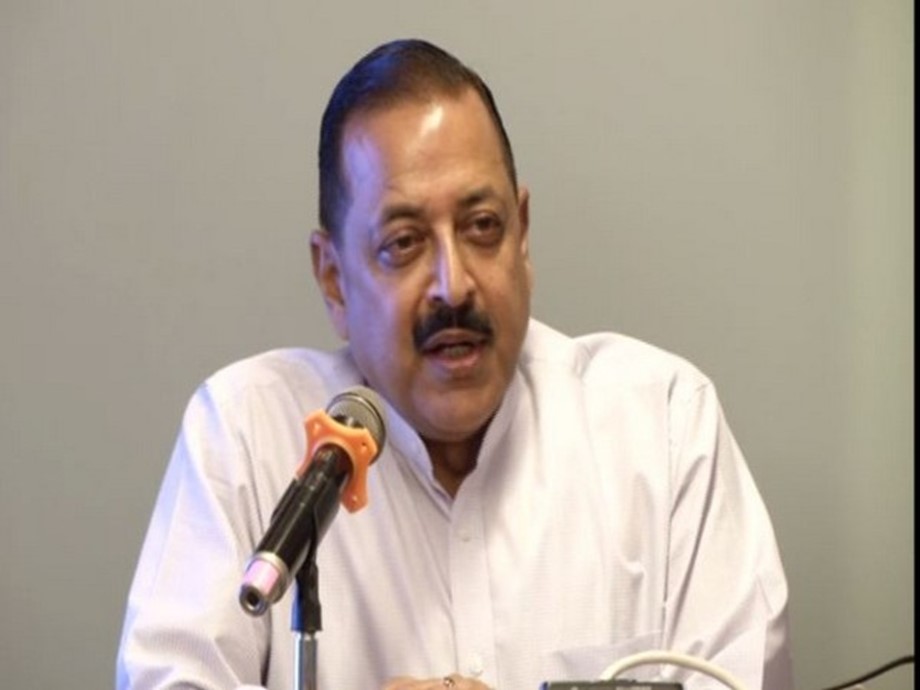 gaganyaanspaceastronautstrainingtostartthismonth:drjitendrasingh