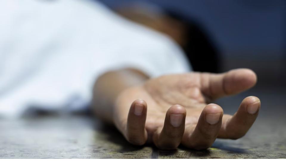Engineering students hangs self in Greater Noida hostel room