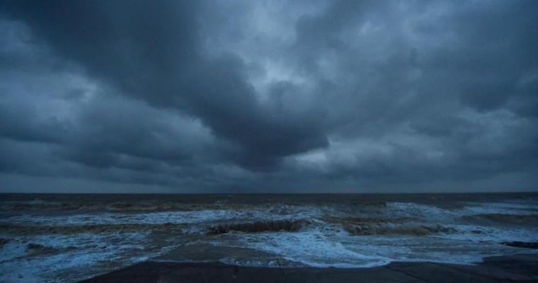 Cyclonic Storm Remal In Bay Of Bengal To Hit West Bengal tomorrow