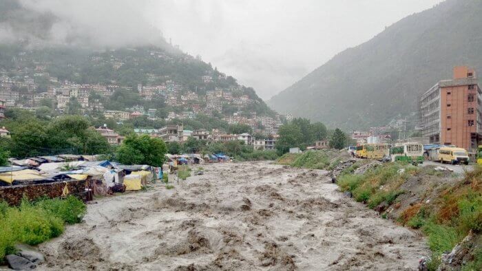 5killedinseparateincidentsoflandslidesfollowingheavyrainsinhimachalpradesh