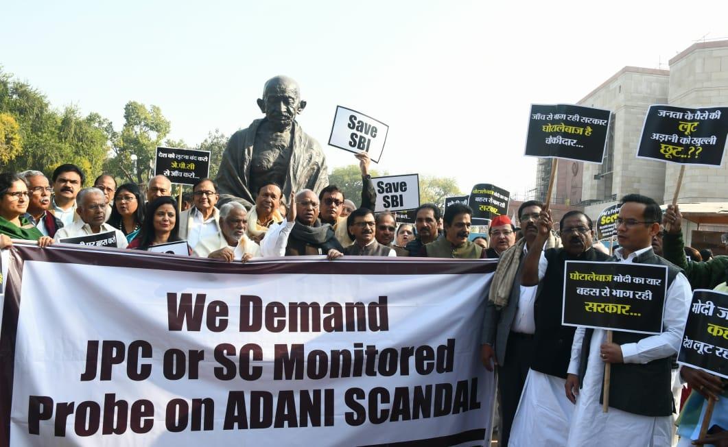 oppositionleadersholdprotestinparliamentpremisesonadaniissue