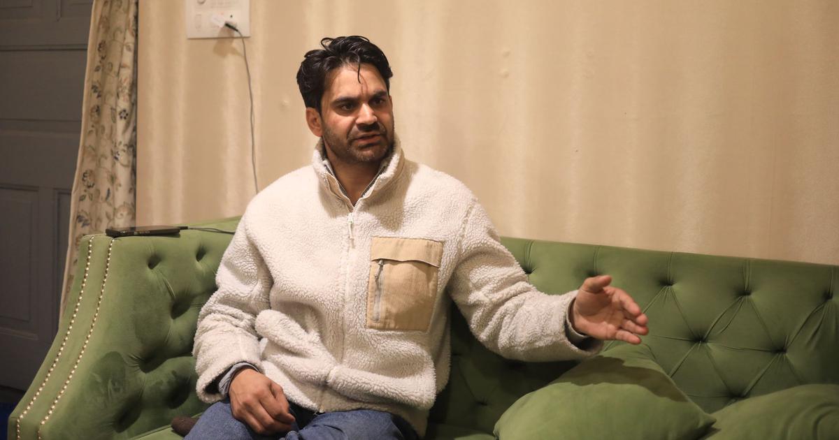 restorationofdignityidentityofpeopleofkashmirispriority:pdpleaderpara