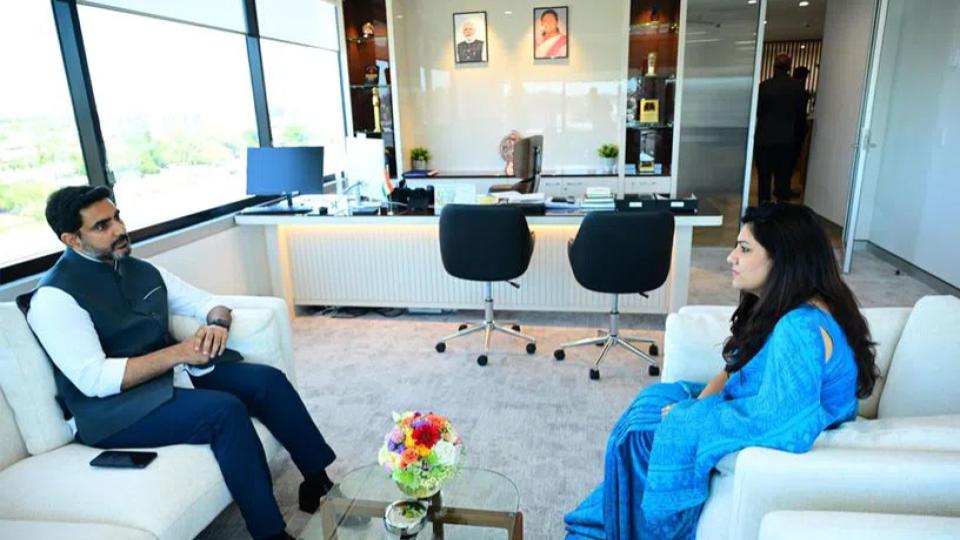 lokeshinvitesgriffithuniversitytosetupsportscentreinindia