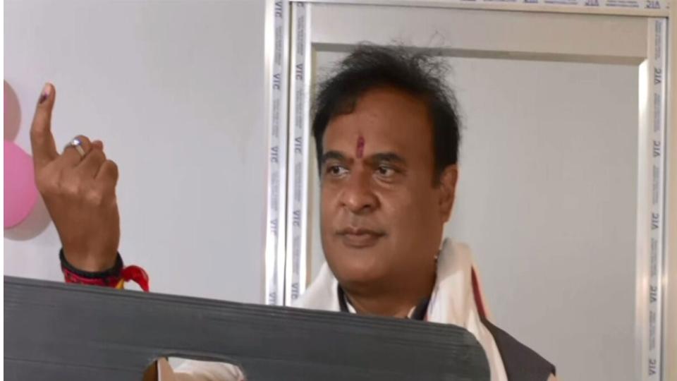 assam-cm-casts-his-vote-in-guwahati-along-with-family