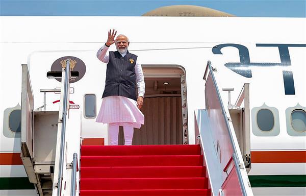 pmmodiarrivesinnewdelhiafterconcludinghisvisittoindonesiasjakarta