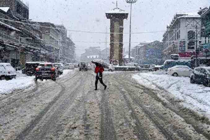 weatherexpectedtoremaincloudywithdryconditionsinjkexpecteduntiljan10