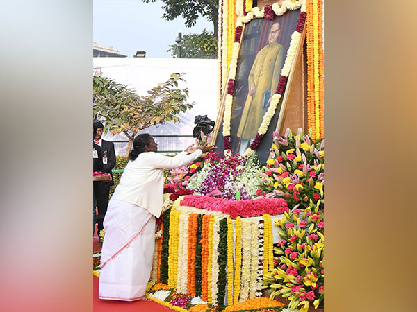 presidentmurmupmmodikhargepaytributestoambedkaronhisdeathanniversary